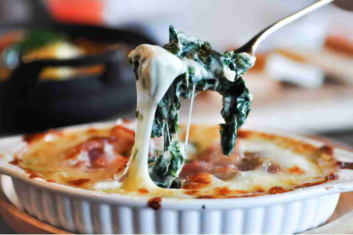 Scamorza e spinaci al forno ricetta