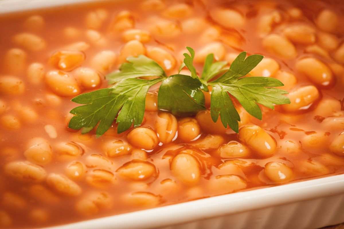 Come rendere i legumi buoni e invitanti, i fagioli cannellini in umido piacciono veramente a tutti