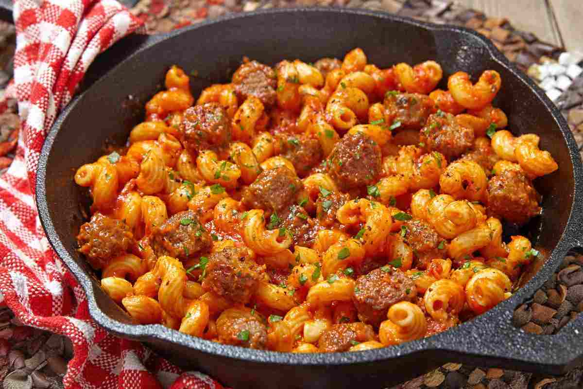 Che buona questa pasta impepata con la salsiccia, l’ho preparata in meno di 30 minuti