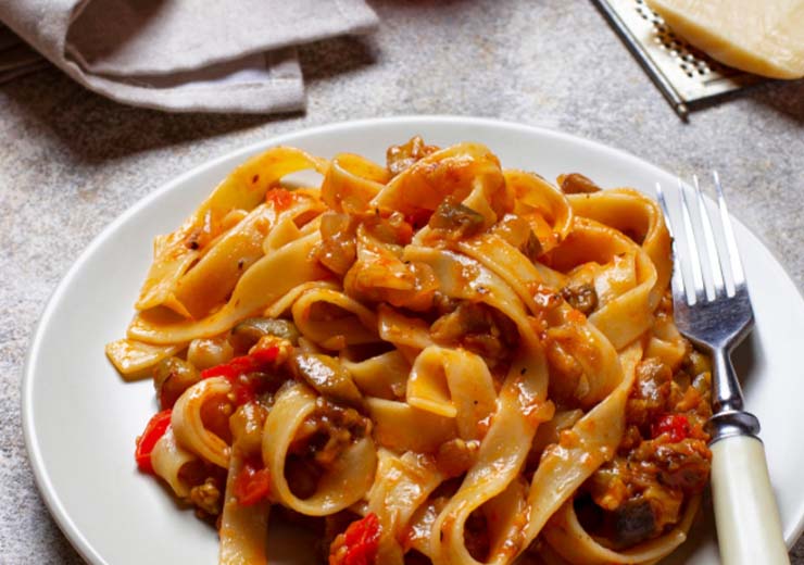 pasta melanzane e scamorza ricetta