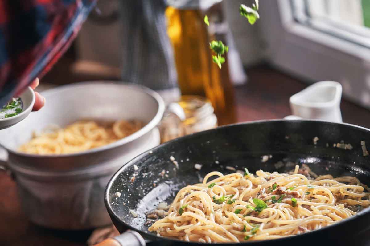 spaghetti poveri di benedetta parodi ricetta