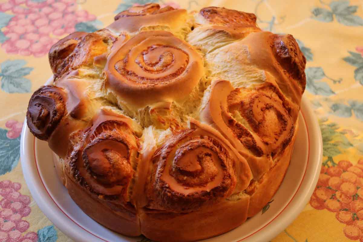 Hai mai fatto la torta di rose? Prova questa versione sofficissima, non vorrai più nient’altro