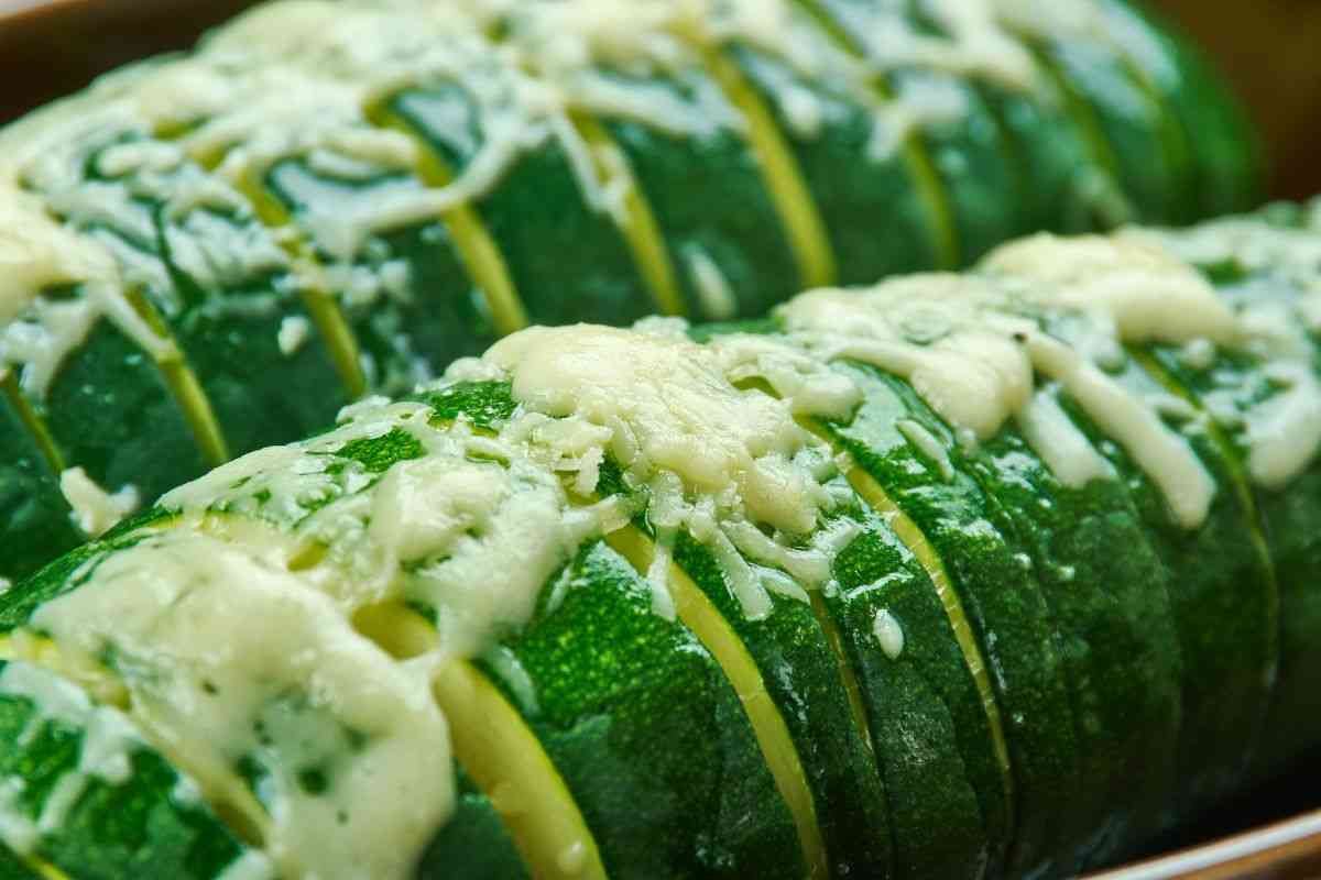 ricetta zucchine hasselback