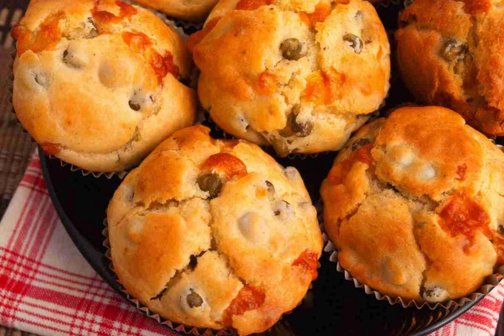 Muffin olive verdi e provola affumicata 