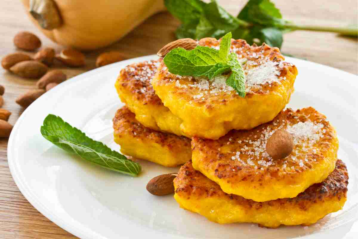 Cambia ingredienti ai pancake, falli con la zucca e goditi un gusto spaziale