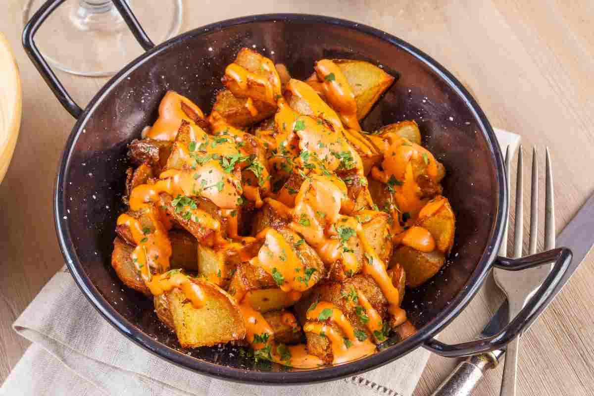 Patatas Bravas ricetta spagnola