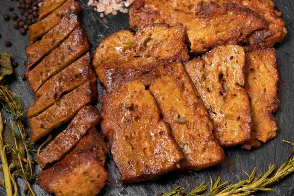 Seitan affumicato in padella