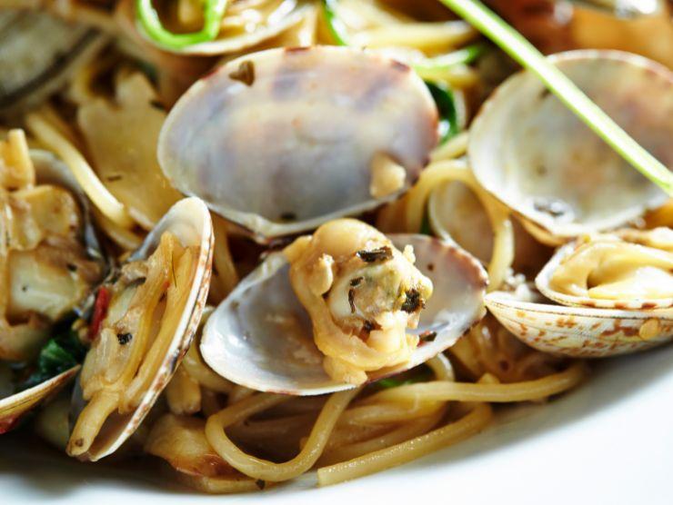 Spaghetti alle vongole cremosi