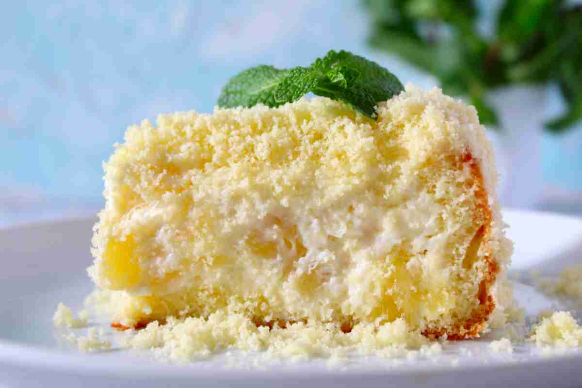 Torta mimosa: la variante golosa con frutta che si scioglie in bocca