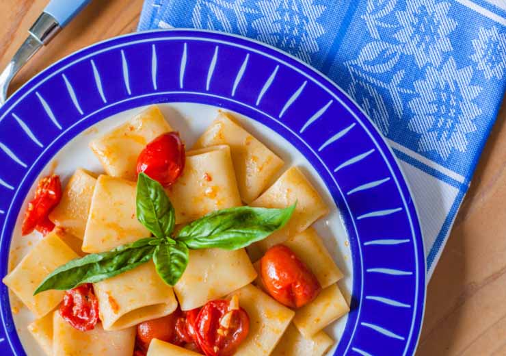 paccheri allo Scarpariello ricetta