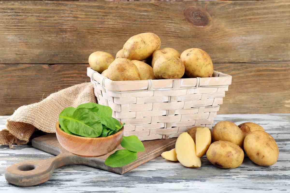 Metti insieme patate e spinaci, tiriamo fuori un piatto che pure i bambini divoreranno con piacere