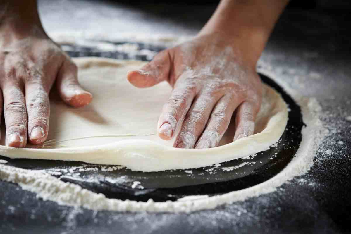 napoli, mangiano 6 pizze in 2