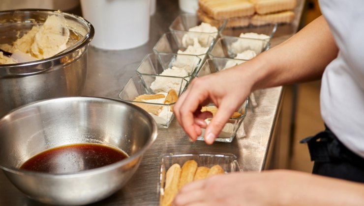 ricetta tiramisù con cocco