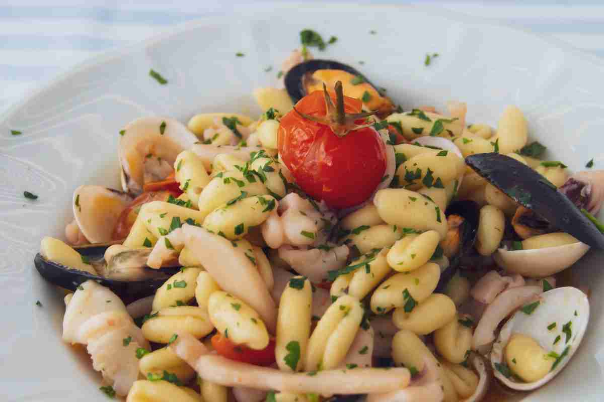 Oggi cavatelli, ma li faccio alla pugliese con un condimento di mare squisitissimo