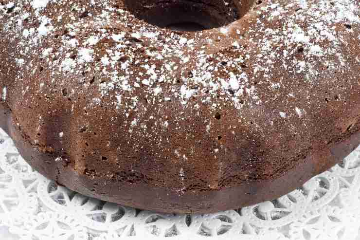 Ciambellone al cioccolato di Micol Olivieri