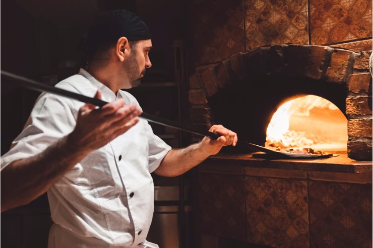 Flavio Briatore: apertura Crazy Pizza a Napoli