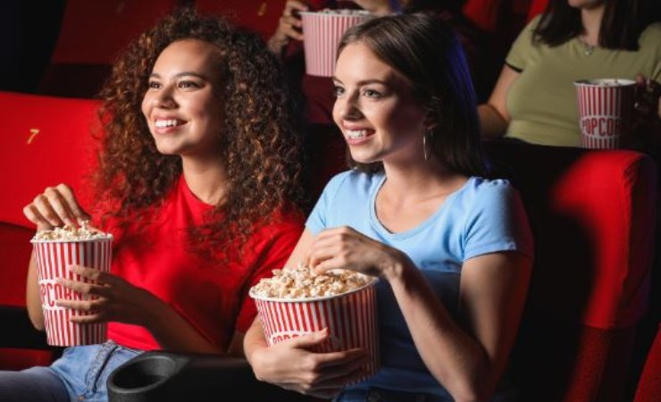 perché al cinema si mangiano i pop corn?
