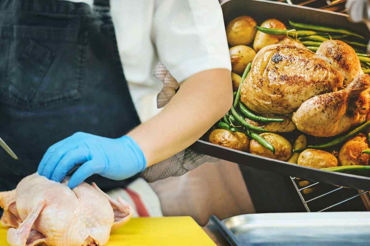 Lo sanno in pochissimi, ma solo questo è il materiale più consono per cucinare in teglia: ne va della tua salute