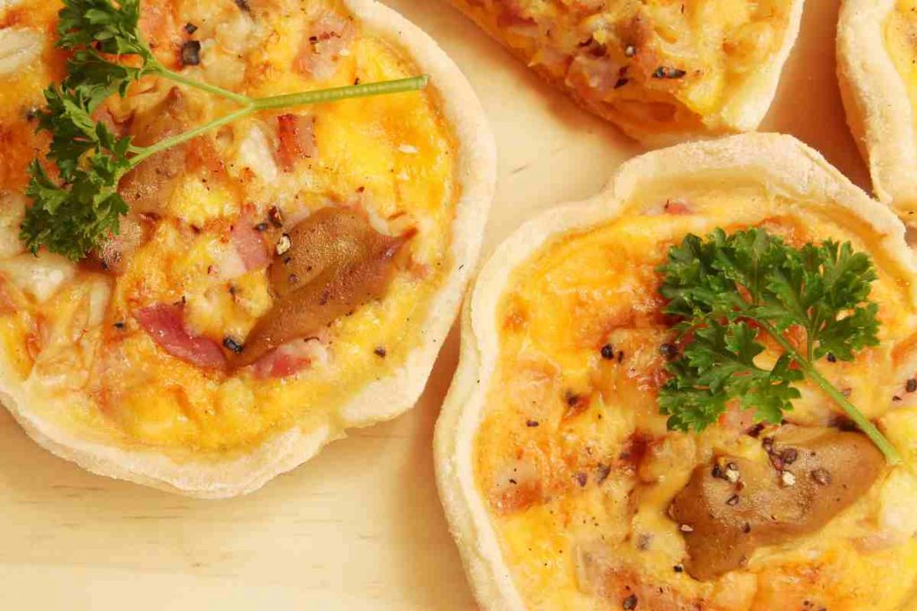 Tortine salate funghi e pancetta monoporzione