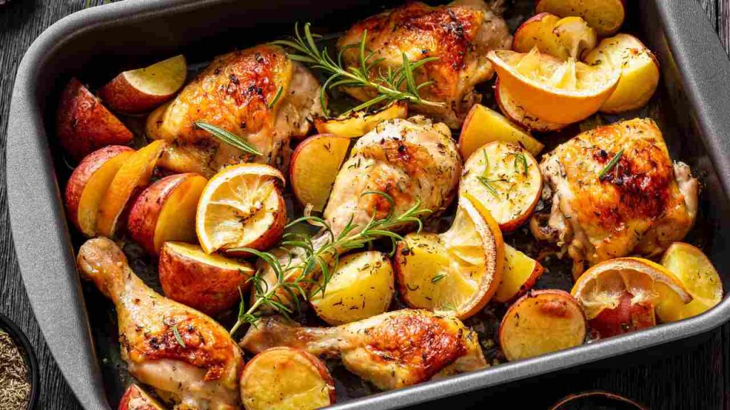 Pollo con patate al forno Buttalapasta.it