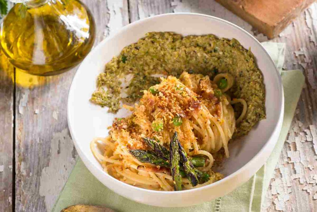 Spaghetti pesto di asparagi e bottarga