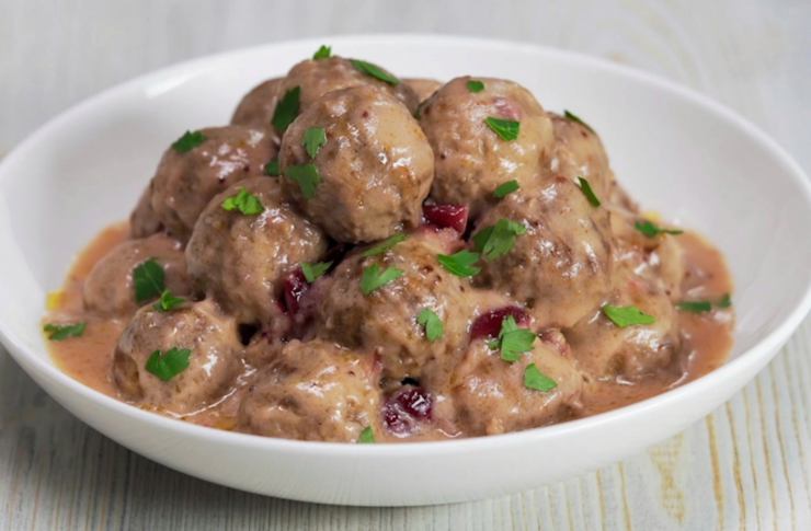 piatto con polpette cremose