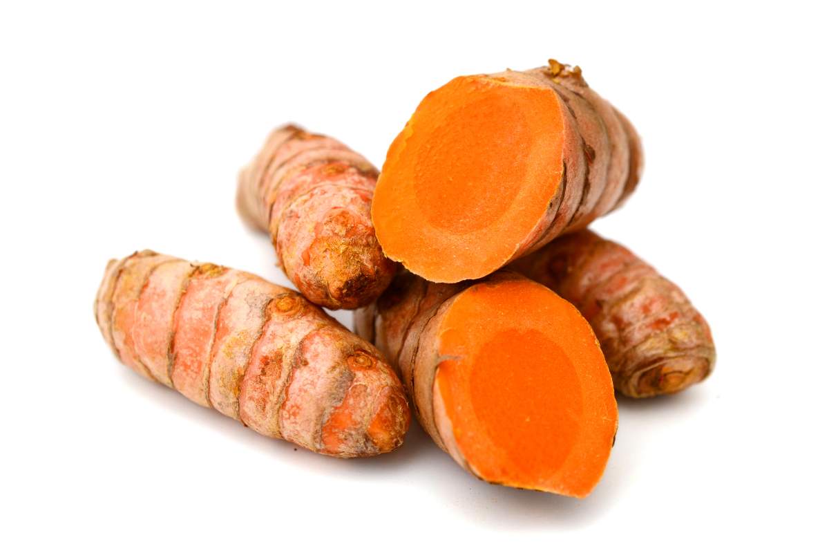 Curcuma intera