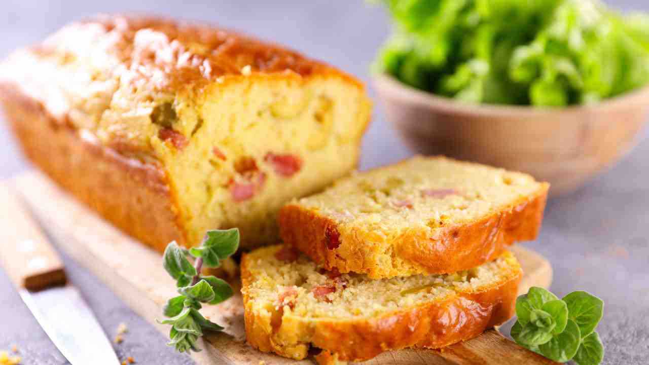 Plumcake salato con fave e pecorino