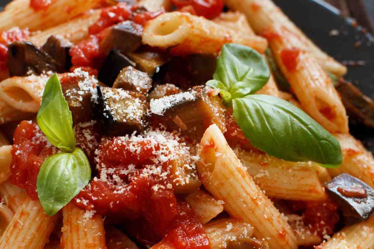 Primo piatto melanzane