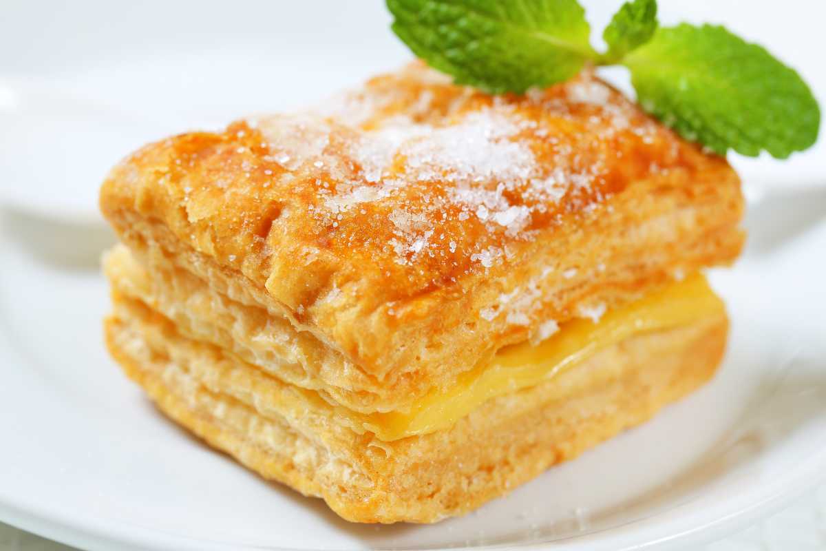 I miei amici assalgono il vassoio quando preparo le sfogliette ripiene, devo imparare a farne il doppio così me ne resta almeno una