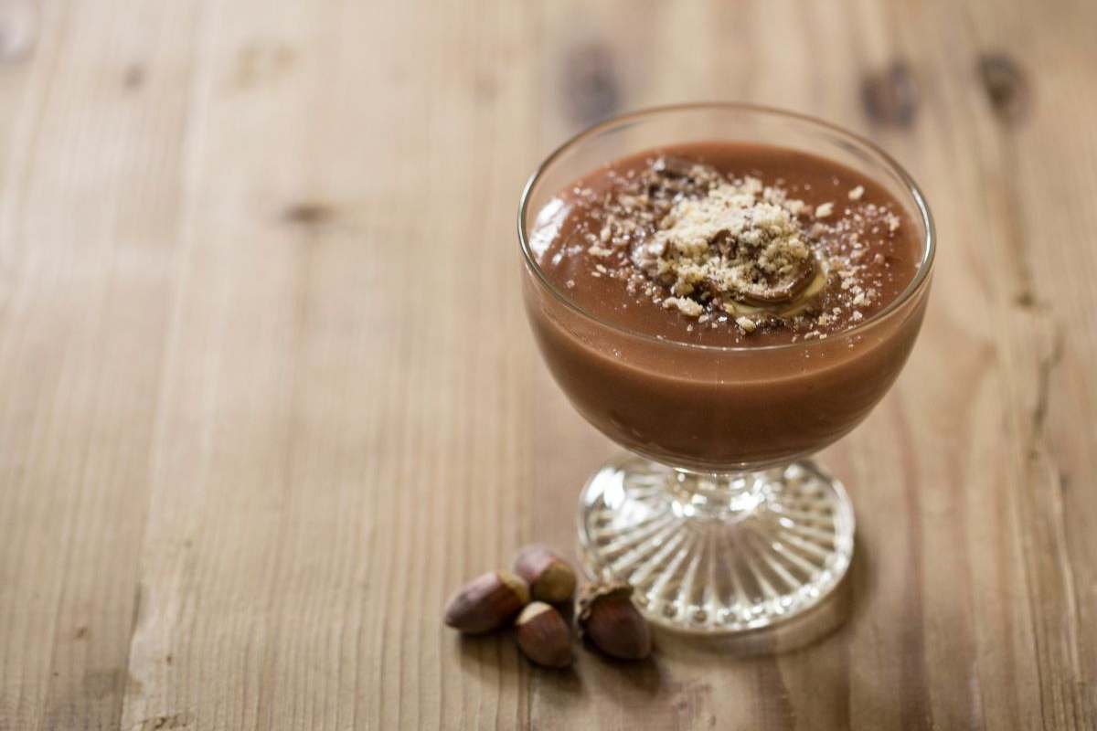 budino al cacao con nocciole