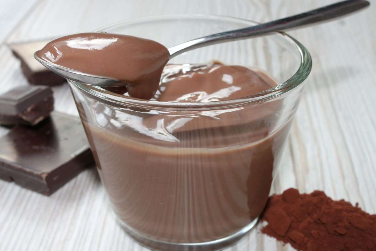 coppa di budino al cioccolato e caffè