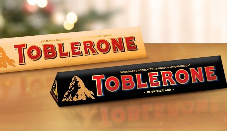 due confezioni di cioccolato toblerone