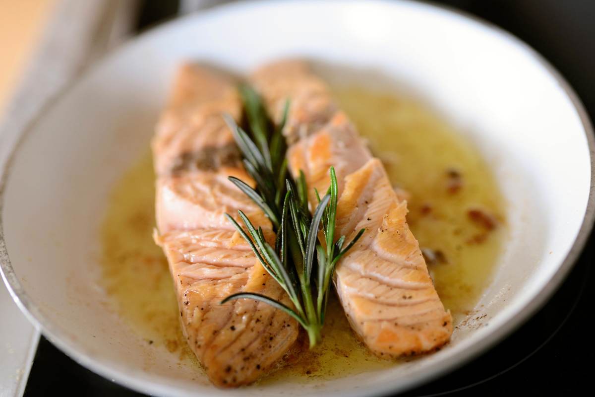 salmone in oliocottura