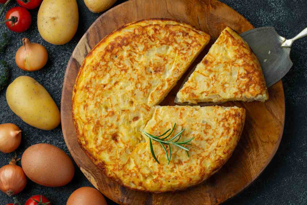 frittata su tagliere