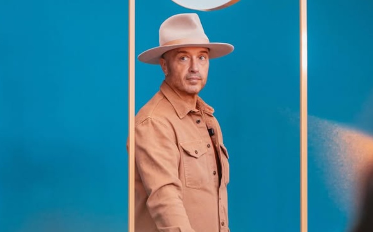 joe bastianich con il cappello