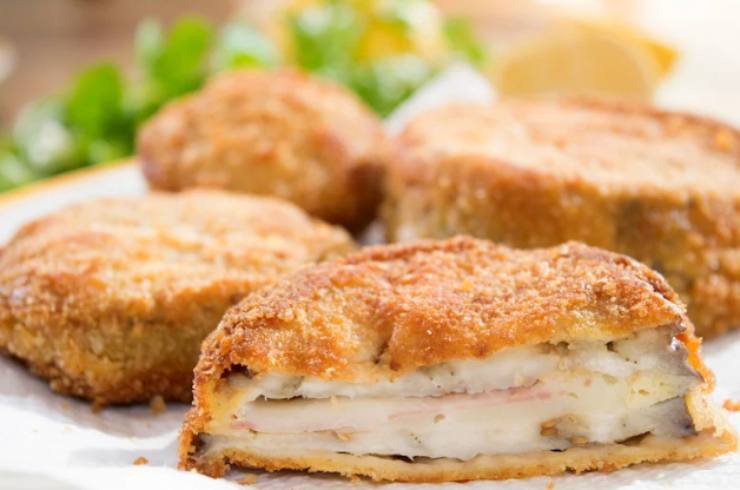 mozzarella in carrozza ripiena al prosciutto