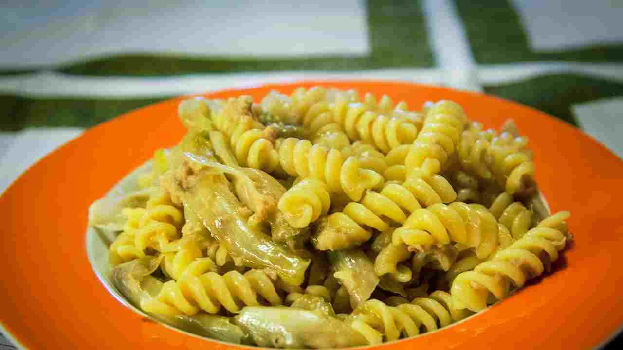 pasta cremina colorata tritato