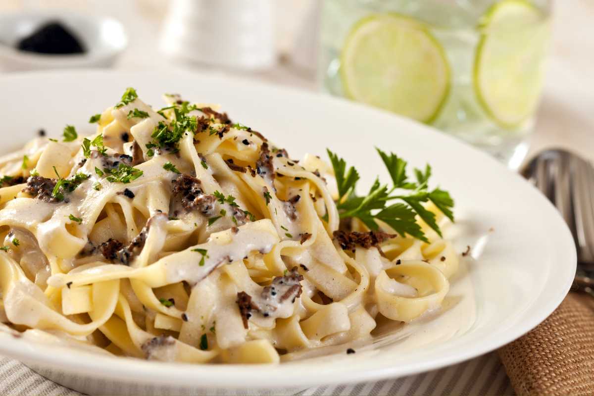 tagliatelle salsiccia e mascarpone