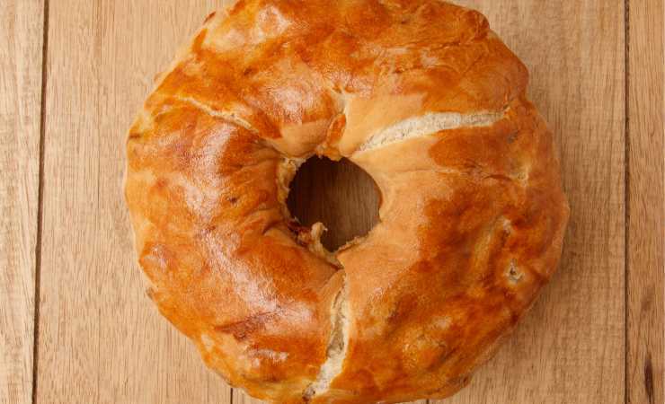 ciambella di pasta sfoglia