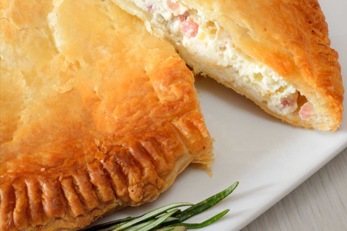 schiacciata di pasta sfoglia