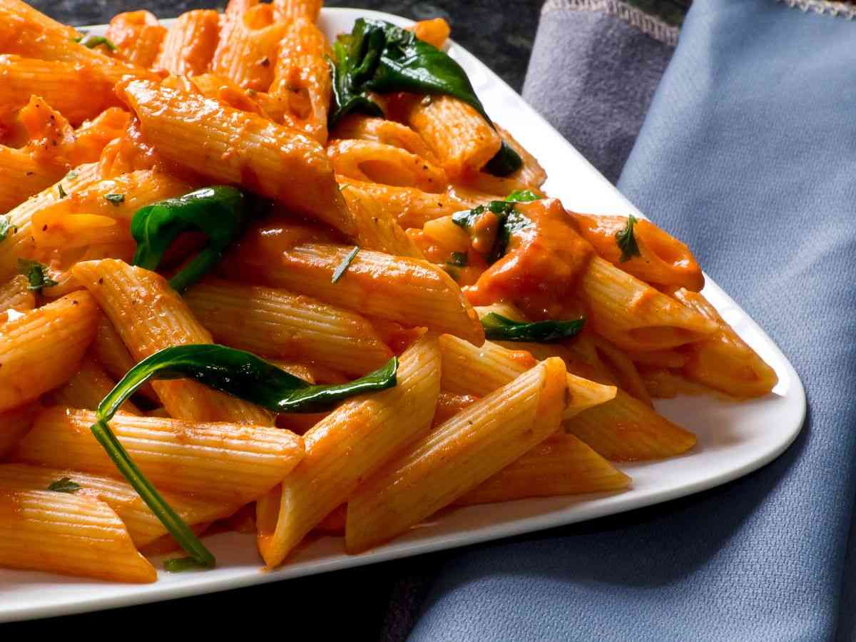 penne pomodoro e basilico