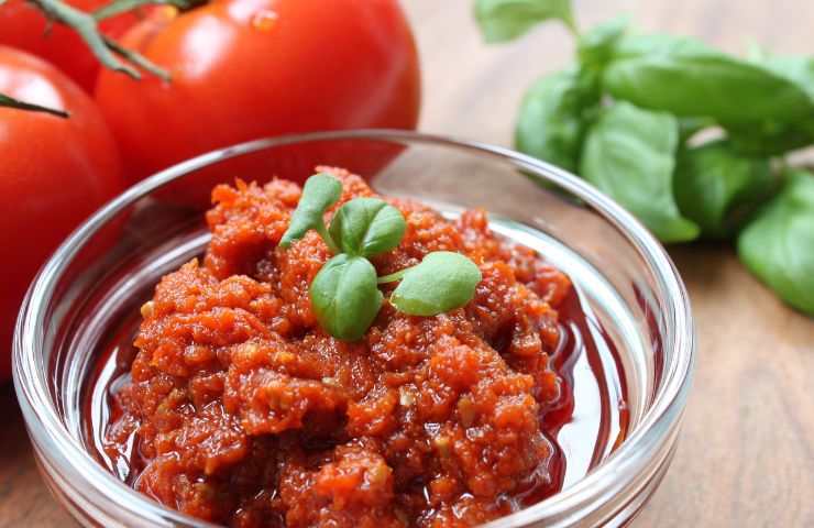 Pesto rosso