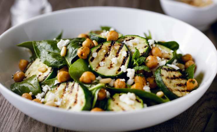 insalata ceci e zucchine