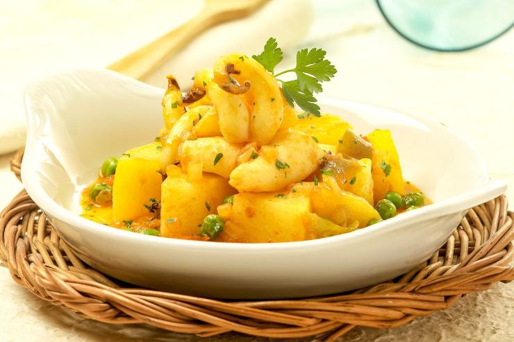 piatto di seppie e patate