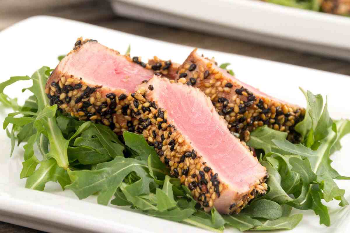 tataki tonno su lattuga