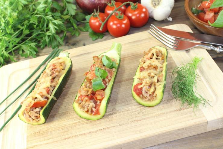 zucchine su tagliere