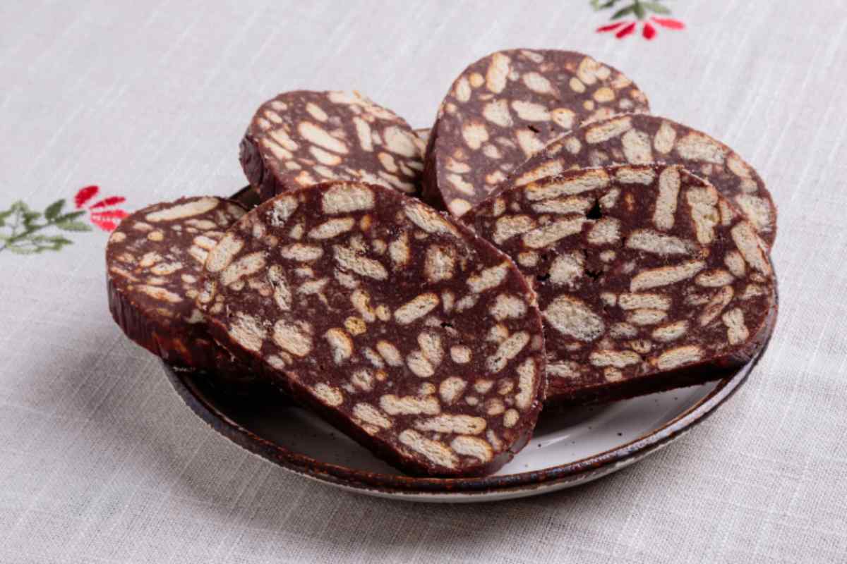 Salame di cioccolato a fette