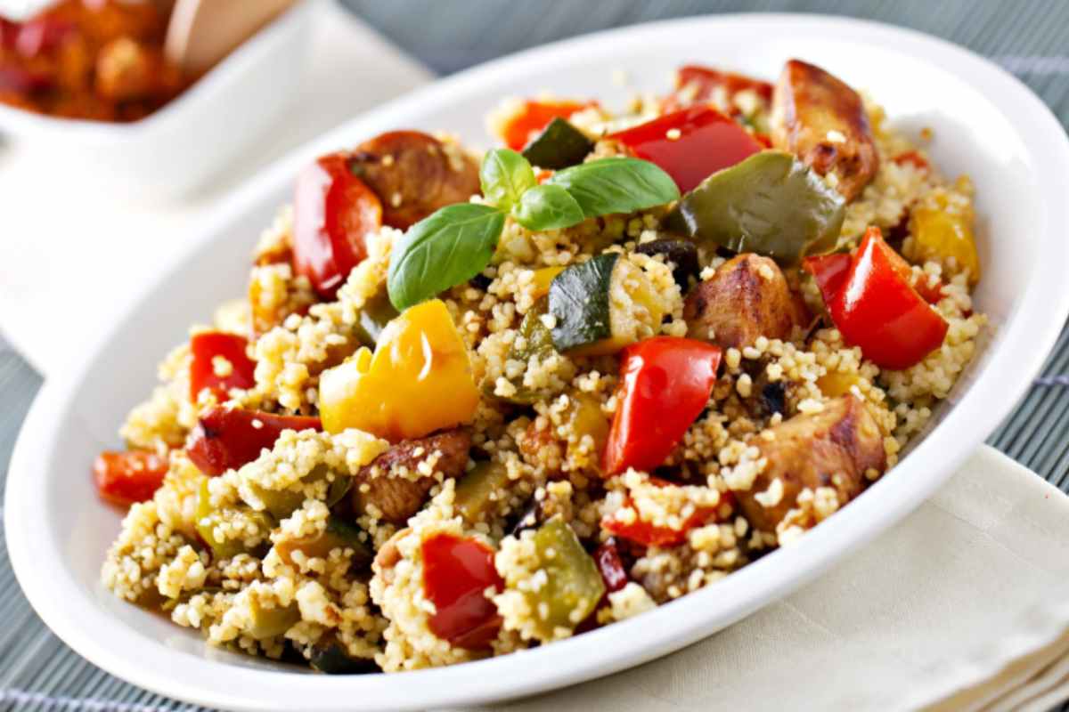 Cous cous con peperoni pomodori e melanzane