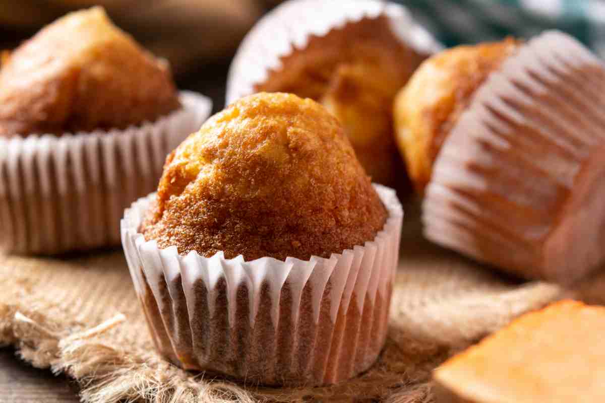 Non riuscirai a fermarti dal mangiare una dopo l'altra queste tortine super soffici che sono 